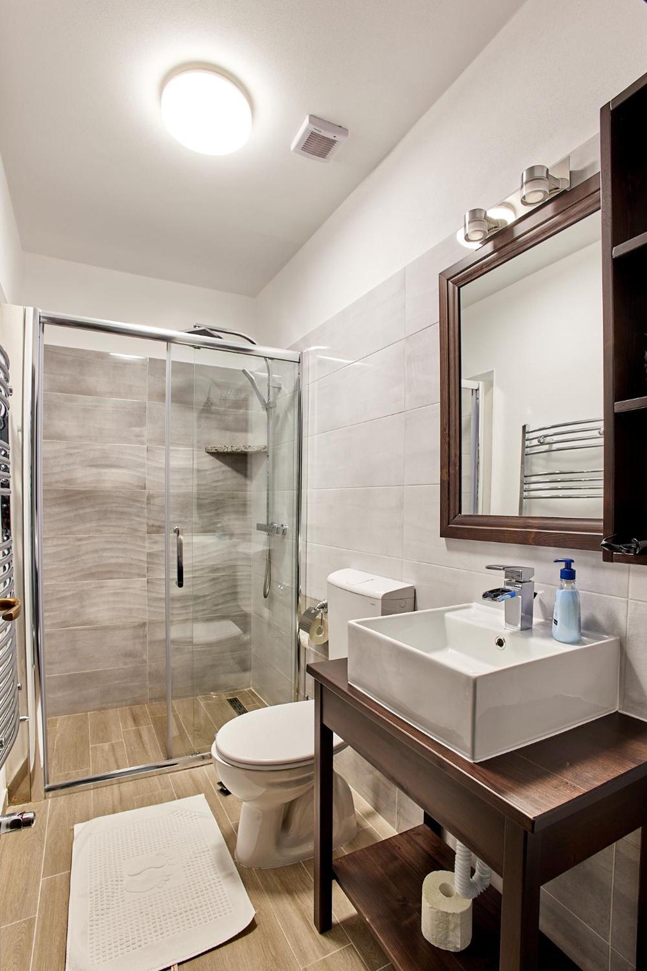 Casa Alexandru - Locul In Care Te Simti Acasa Hotel Viseu de Jos Eksteriør billede
