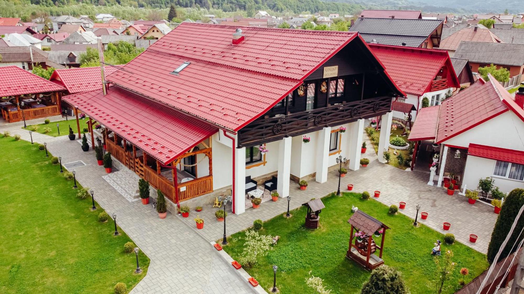 Casa Alexandru - Locul In Care Te Simti Acasa Hotel Viseu de Jos Eksteriør billede